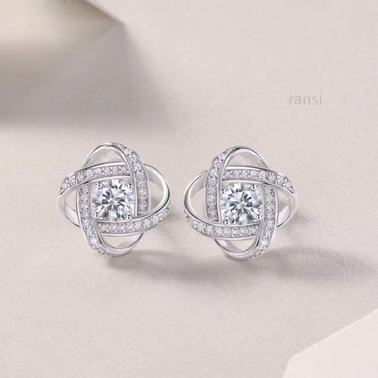 Khuyên tai nữ kim cương Moissanite