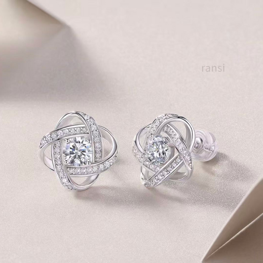 Khuyên tai nữ kim cương Moissanite